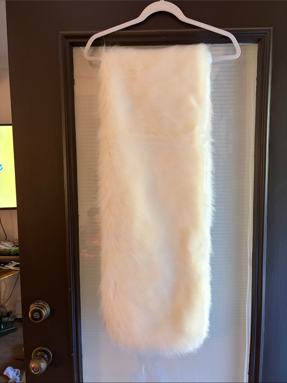 Luxury Faux Fur Throw - Cream